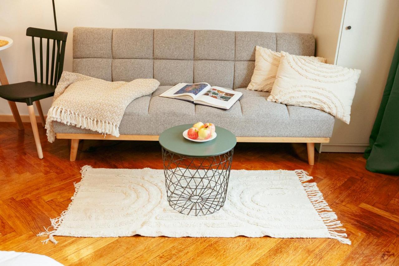 Apartmán Chmielna - 250m Od Zlotych Tarasow, 350m Od Dworca Centralnego - Wifi - Smart Tv 55 Cali - Better Varšava